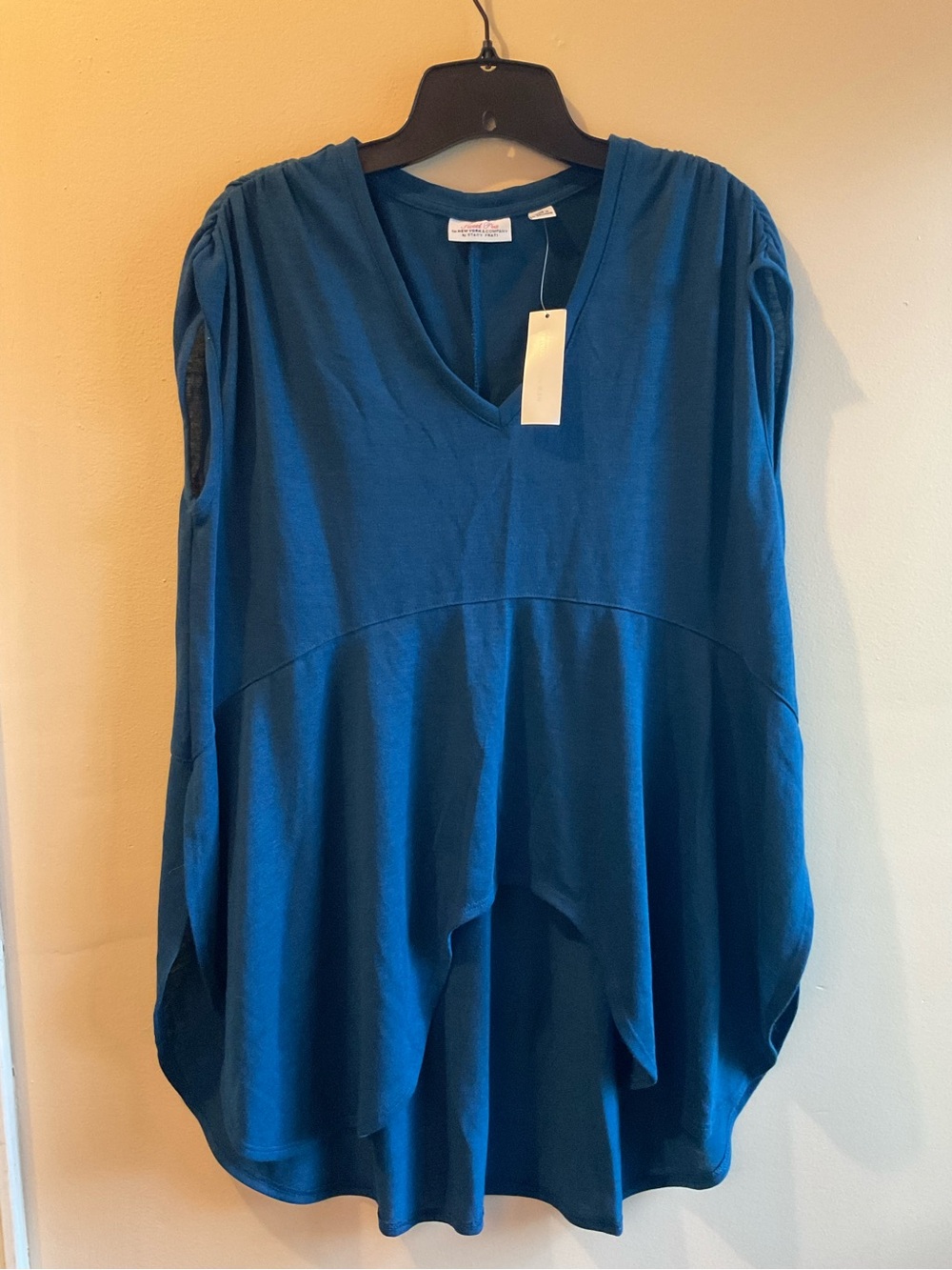 Sweet Pea Flowing V-Neck Tunic Top - Teal